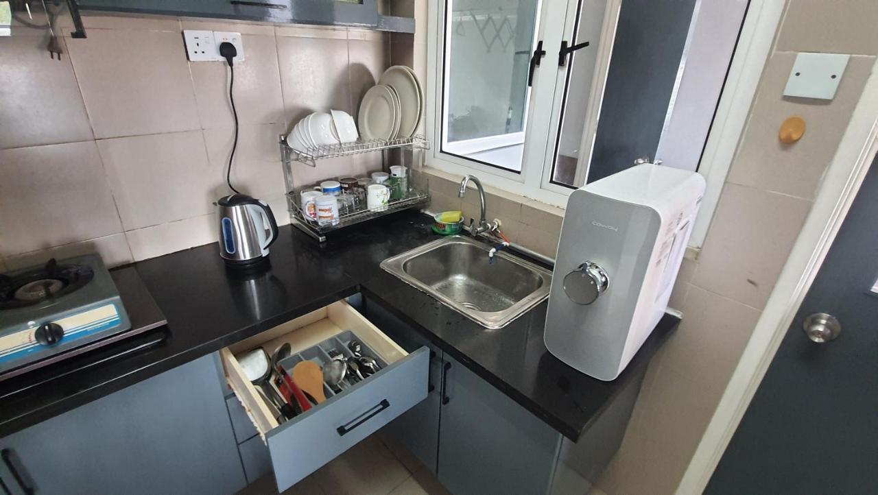 Homestay Jalan Tun Razak Walking Distance Ijn, Hkl, Mrt Station, Kpj, Perkeso, Bernama, Tabung Darah, Istana Budaya Куала Лумпур Екстериор снимка